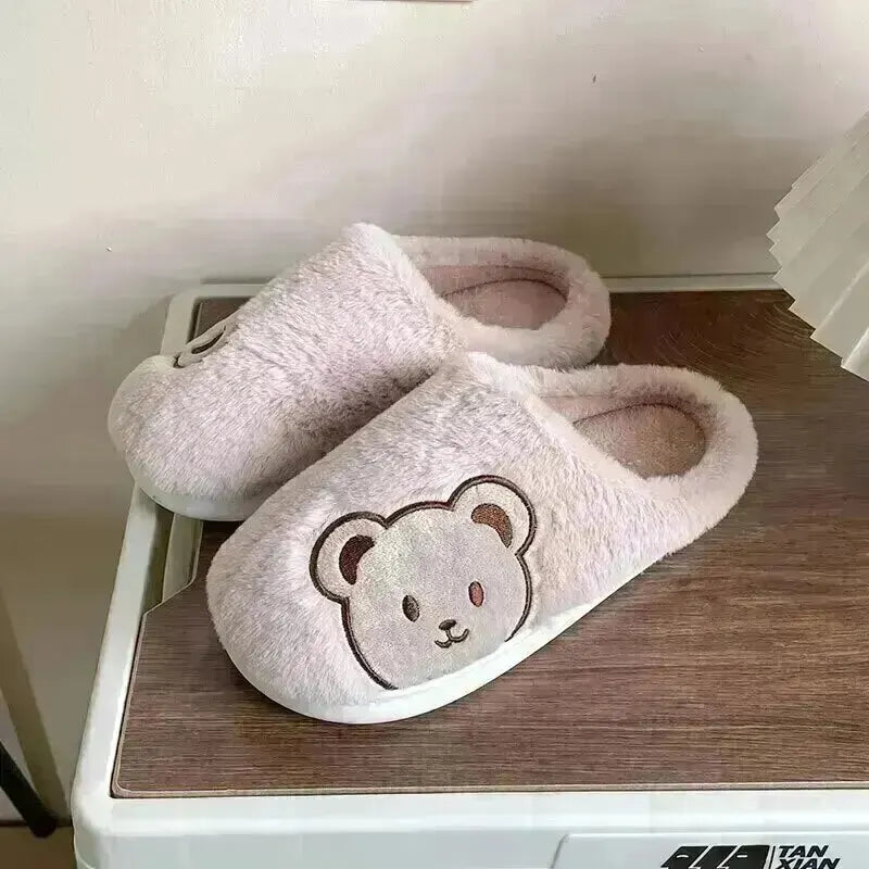 Chaussons douillets en forme d'ours