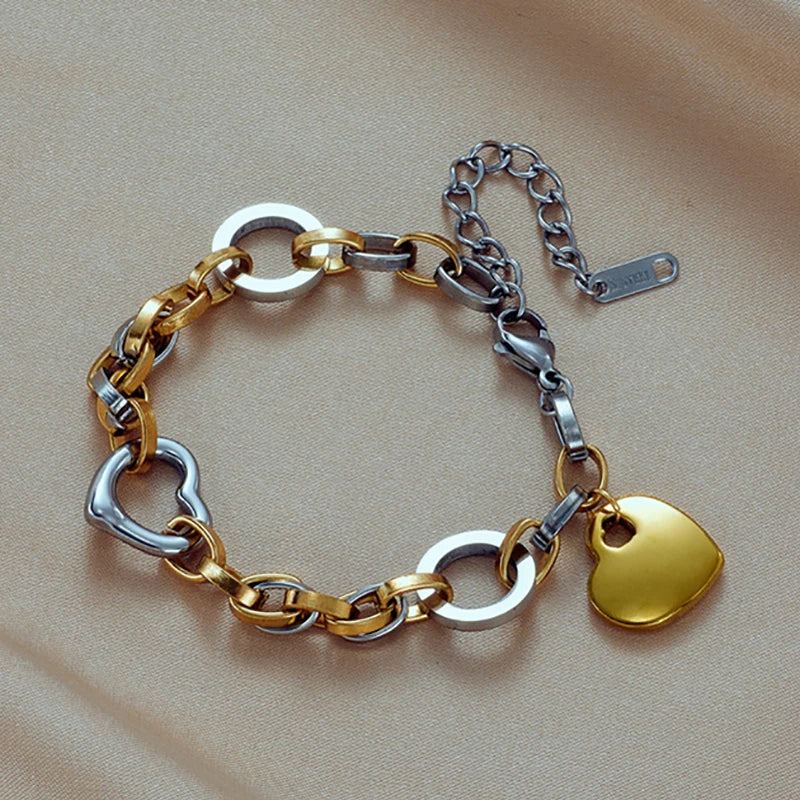 Pulsera de cadena con corazón de amor eterno