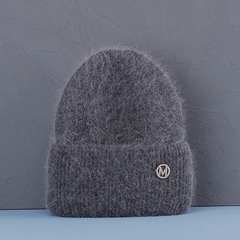 Élégant couvre-chef d'hiver en fourrure de lapin pour femme