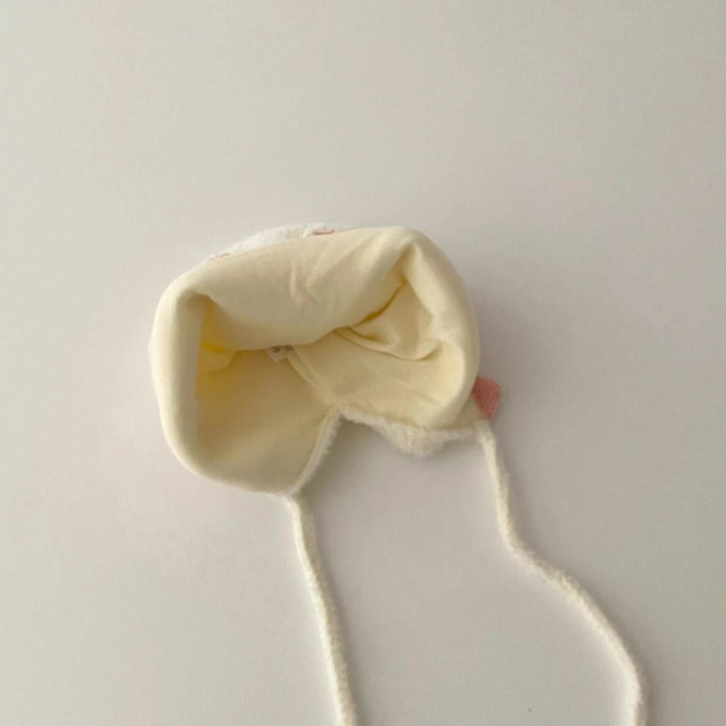 Bonnet tricoté chaud avec oreilles de lapin pour bébé