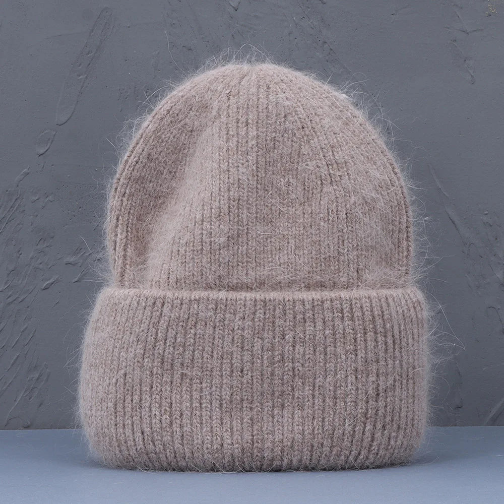 Élégant couvre-chef d'hiver en fourrure de lapin pour femme