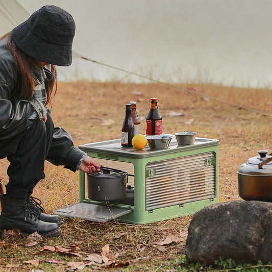 Caja compacta para acampar