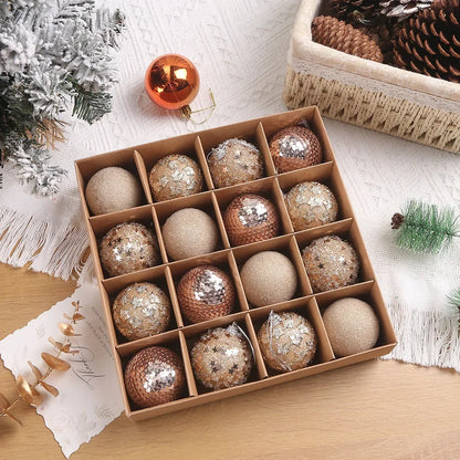 Boules de Noël scintillantes et élégantes